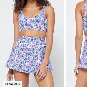 L*space tryout sports bra in oopsie daisy print